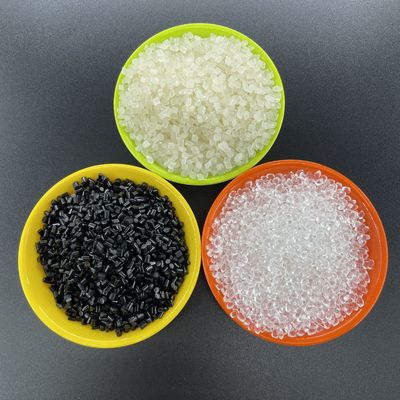 40% 炭素繊維 TPU 粒 プラスチック注射鋳造用 軽量