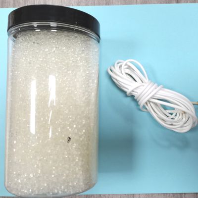 導電性TPU材料 70 岸硬さ 電子アクセサリーに広く使用される原色または変更色