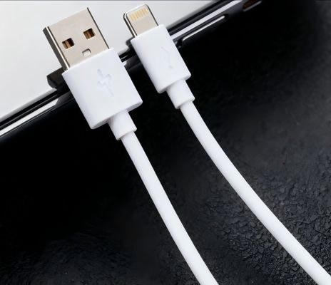 伝導性のあるTPU,安定した表面抵抗性,良い硬さ,電子アクセサリーのための優れた耐磨性