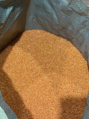 スポーツギア、スマホケース用のオレンジ色調和TPU、色安定性、加工性に優れた熱可塑性ポリウレタン